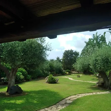 Charlie Βίλα Villasimius